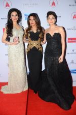 Kehkashan Patel at Hello Hall of Fame Awards 2016 on 11th April 2016